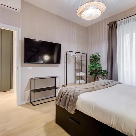 Bdc - Galilei Smart! 3bdr 2bath *